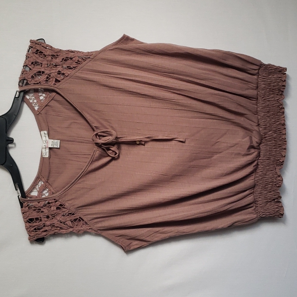 Womens size 14/16 tank blouse by French Laundry